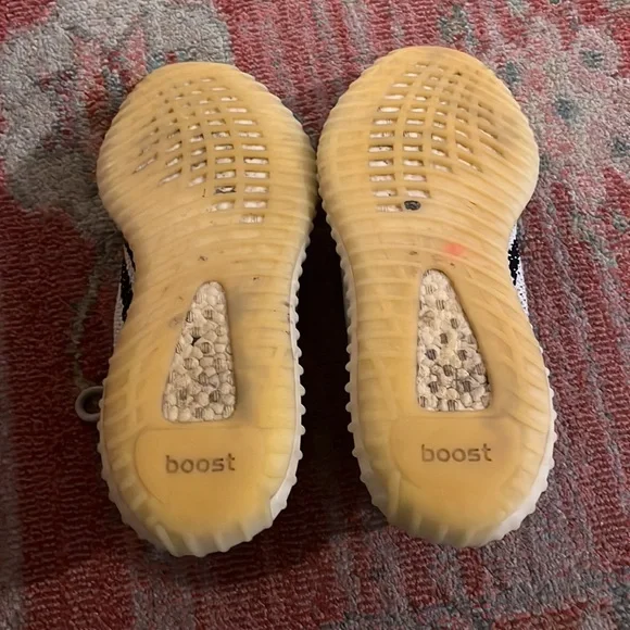 Yeezy 350 Boost Zebra